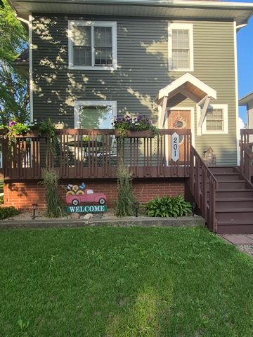 201 3rd Ave SE, Oelwein, IA 50662