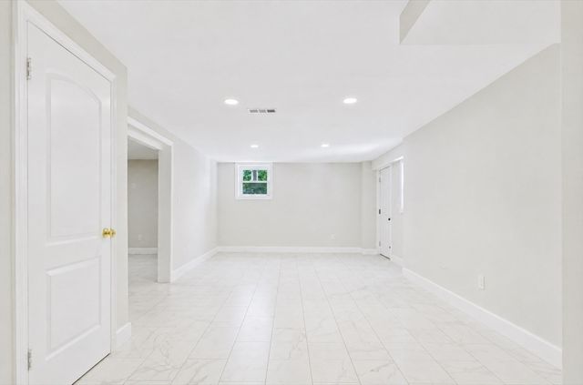 73 Lanark Rd, Malden, MA 02148