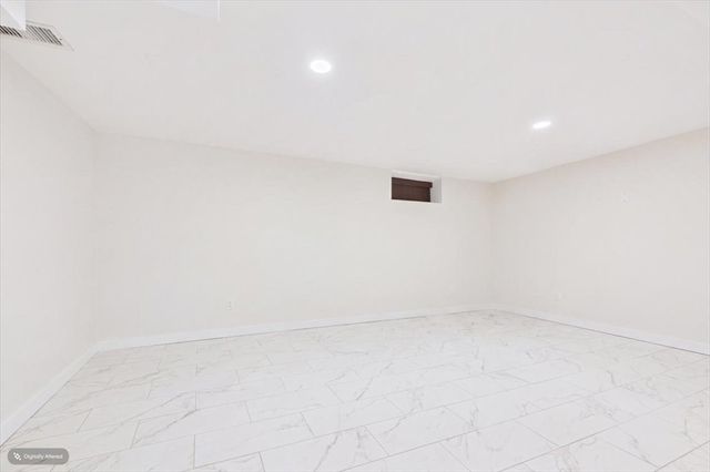 73 Lanark Rd, Malden, MA 02148