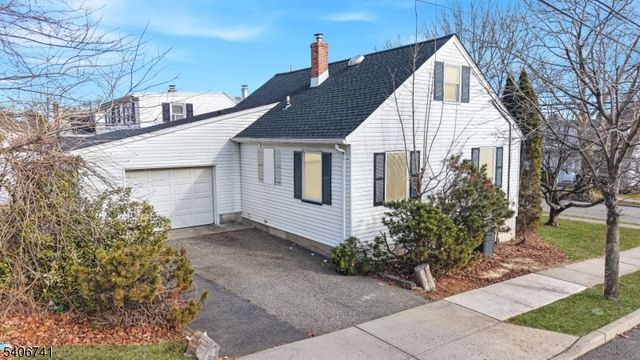 344 Maplewood Ave, Clifton City, NJ 07013