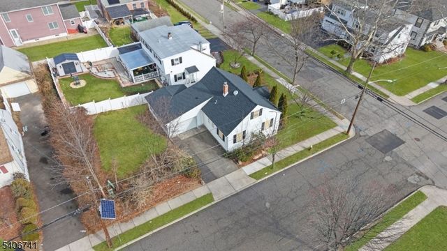 344 Maplewood Ave, Clifton City, NJ 07013