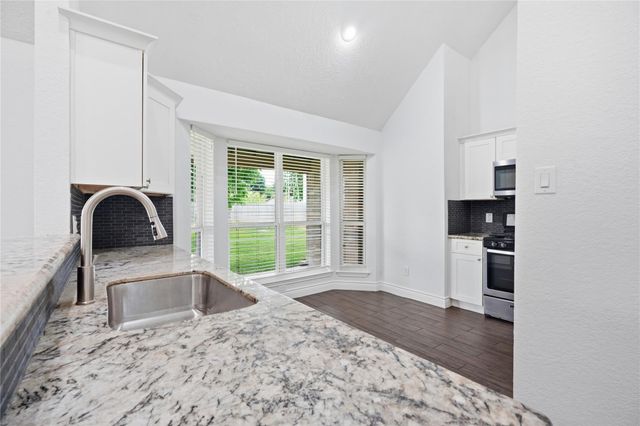 2017 Eastwind Drive, Deer Park, TX 77536