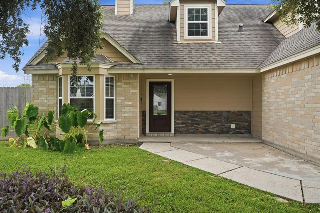 2017 Eastwind Drive, Deer Park, TX 77536