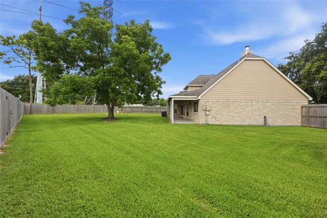 2017 Eastwind Drive, Deer Park, TX 77536