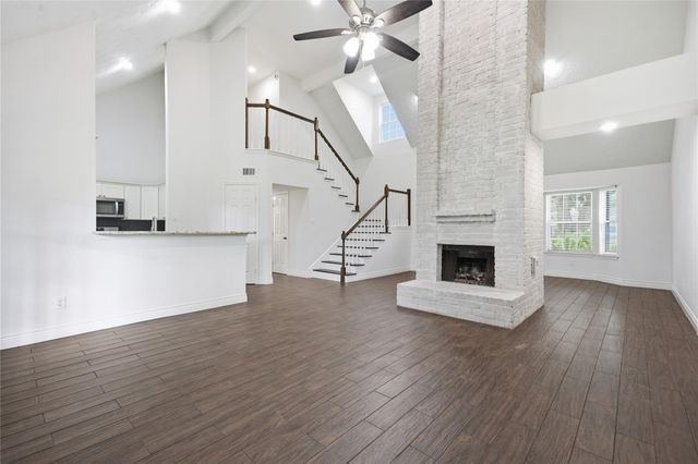 2017 Eastwind Drive, Deer Park, TX 77536