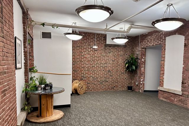 172 Middle St 311, Lowell, MA 01852