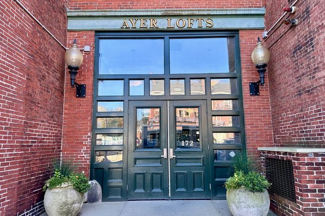 172 Middle St 311, Lowell, MA 01852