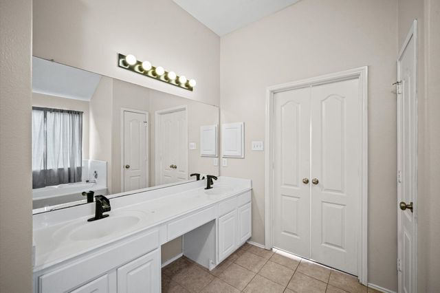 8711 Sandusky Court, Tomball, TX 77375