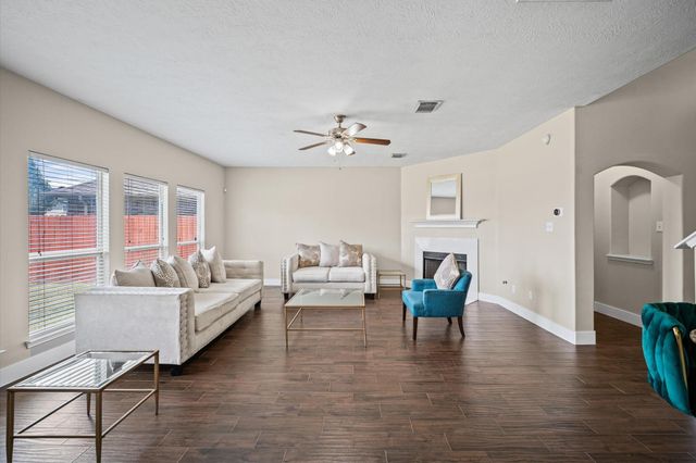 8711 Sandusky Court, Tomball, TX 77375