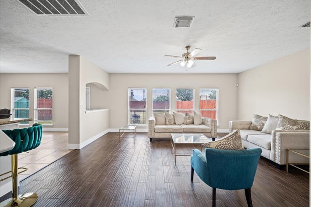 8711 Sandusky Court, Tomball, TX 77375