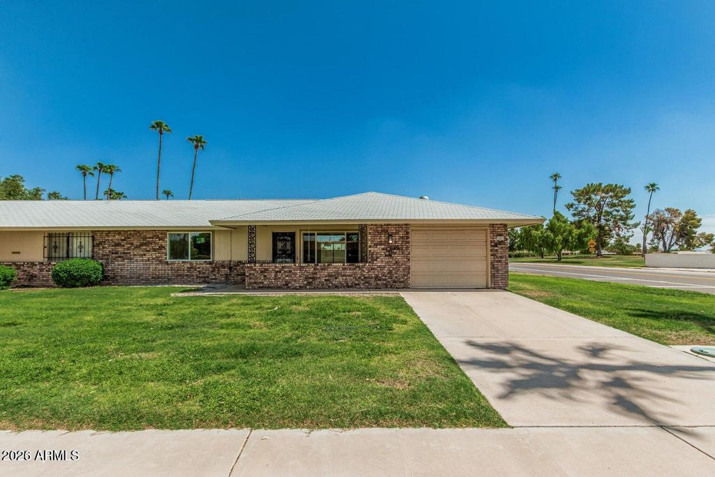 15401 N CAMEO Drive, Sun City, AZ 85351 — exterior