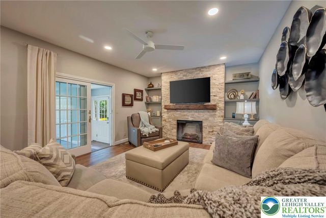 163 Silo Circle, Upper Nazareth Twp, PA 18064