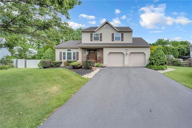 163 Silo Circle, Upper Nazareth Twp, PA 18064