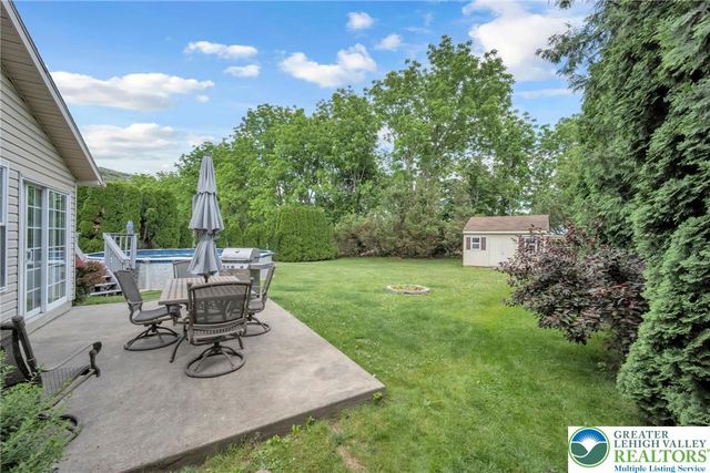 163 Silo Circle, Upper Nazareth Twp, PA 18064