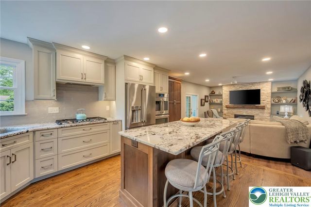 163 Silo Circle, Upper Nazareth Twp, PA 18064