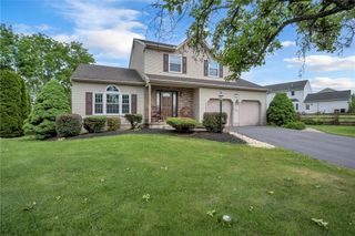163 Silo Circle, Upper Nazareth Twp, PA 18064