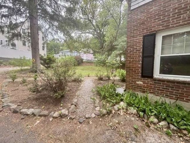 76 Summer Ave, Reading, MA 01867