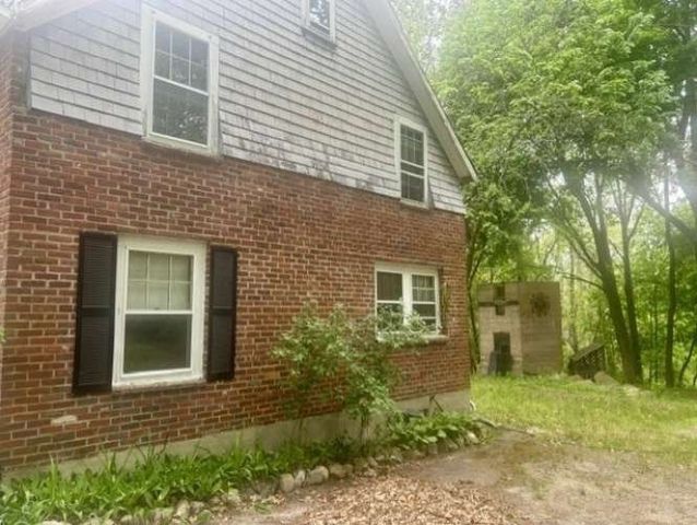 76 Summer Ave, Reading, MA 01867
