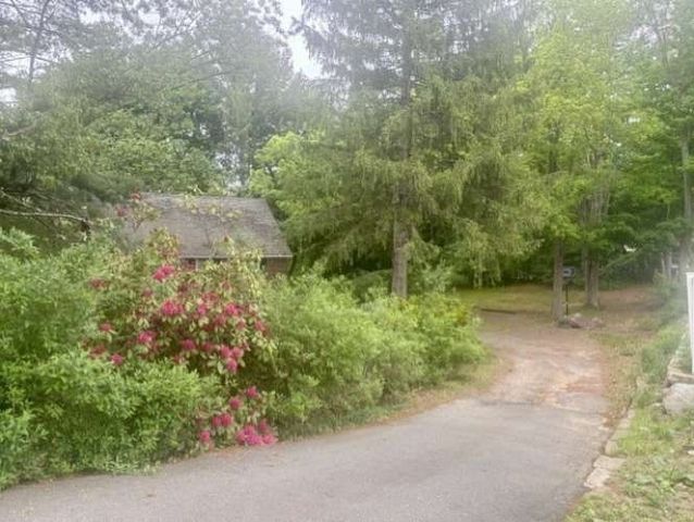 76 Summer Ave, Reading, MA 01867