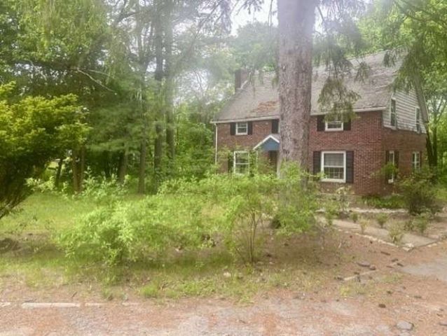 76 Summer Ave, Reading, MA 01867