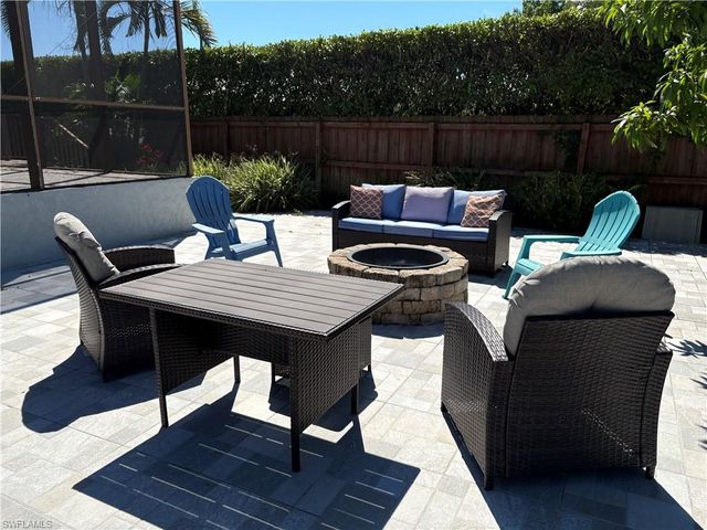 392 Yellowbird ST, Marco Island, FL 34145