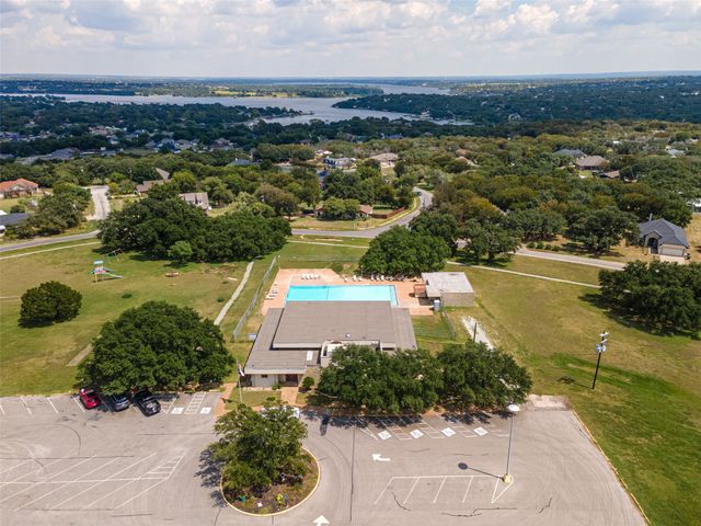 4000 Marana Drive, Granbury, TX 76048