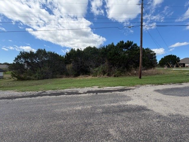 4000 Marana Drive, Granbury, TX 76048