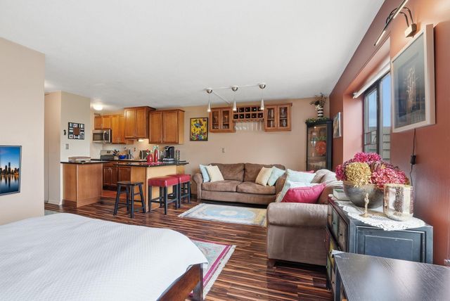 15 S 1st Street A606, Minneapolis, MN 55401