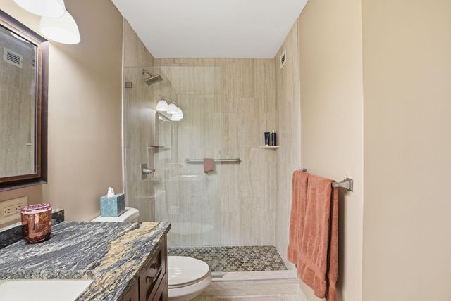 15 S 1st Street A606, Minneapolis, MN 55401