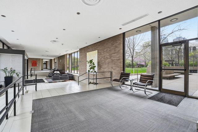15 S 1st Street A606, Minneapolis, MN 55401