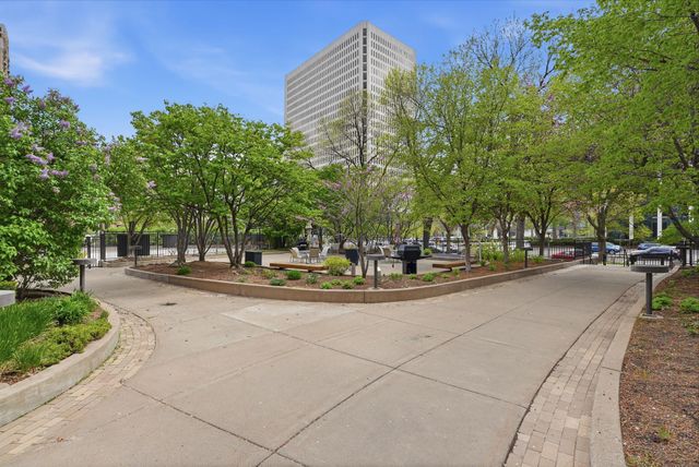 15 S 1st Street A606, Minneapolis, MN 55401