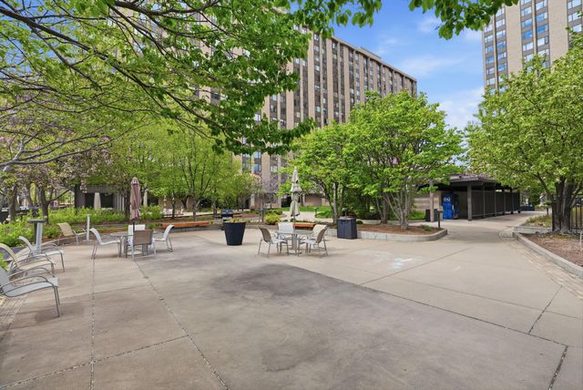 15 S 1st Street A606, Minneapolis, MN 55401