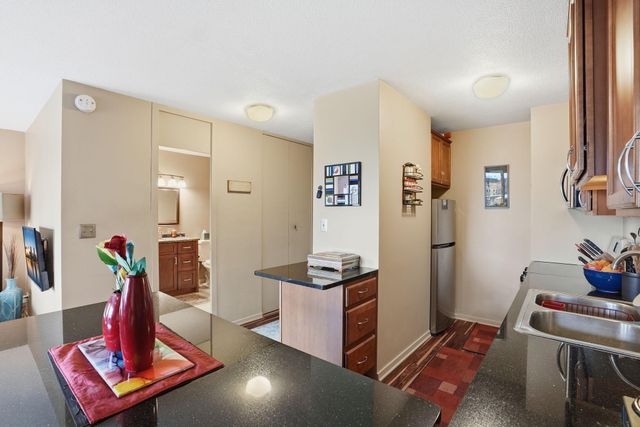 15 S 1st Street A606, Minneapolis, MN 55401