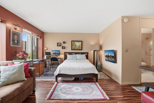 15 S 1st Street A606, Minneapolis, MN 55401