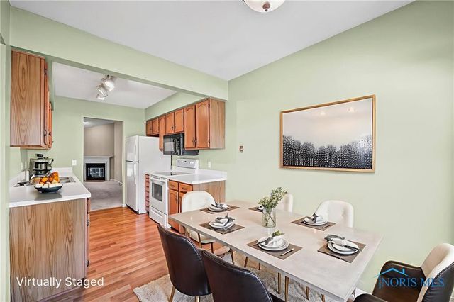 54 Homestead Place, 54, Maumee, OH 43537