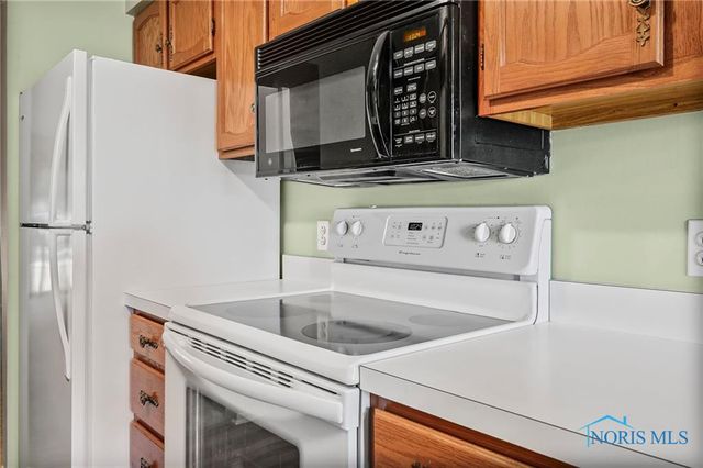 54 Homestead Place, 54, Maumee, OH 43537