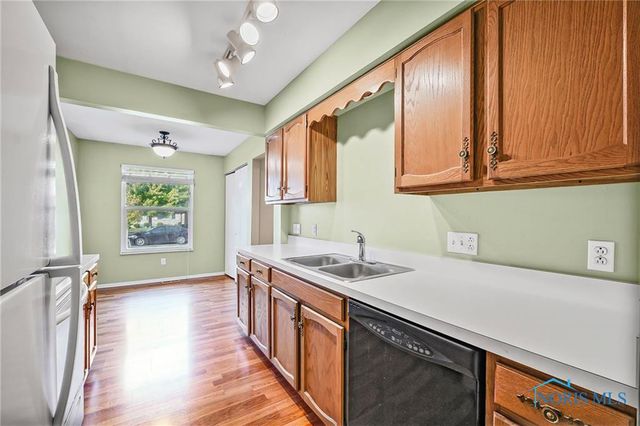 54 Homestead Place, 54, Maumee, OH 43537