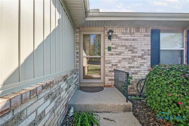 54 Homestead Place, 54, Maumee, OH 43537