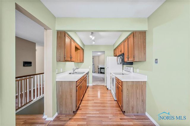 54 Homestead Place, 54, Maumee, OH 43537