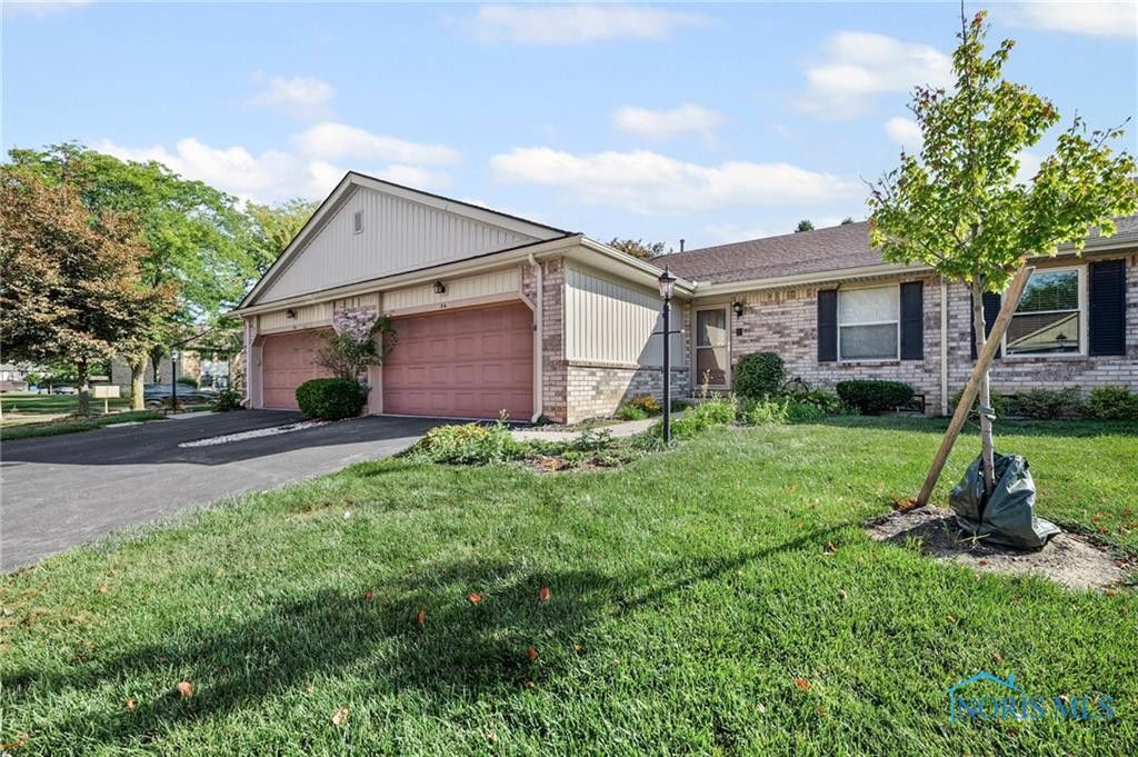 54 Homestead Place, 54, Maumee, OH 43537