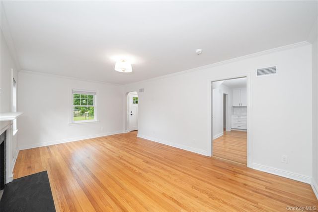 208 Lincoln Avenue, Eastchester, NY 10709