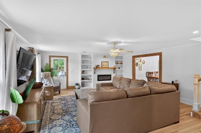 34 Bodie Road, Talking Rock, GA 30175