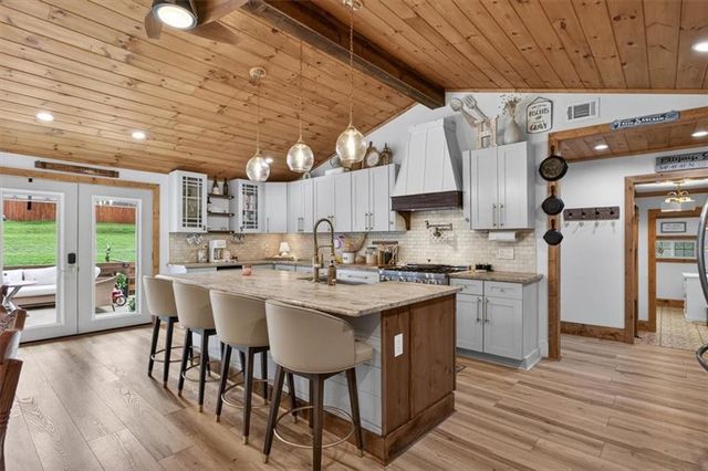 34 Bodie Road, Talking Rock, GA 30175