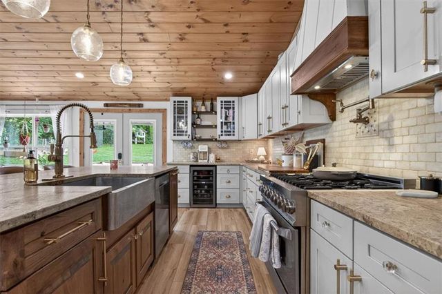34 Bodie Road, Talking Rock, GA 30175