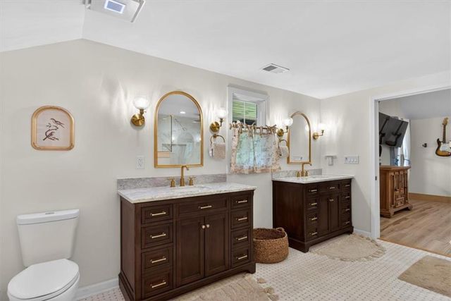 34 Bodie Road, Talking Rock, GA 30175