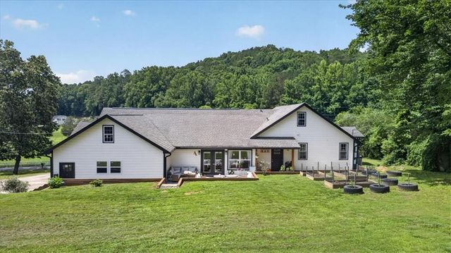34 Bodie Road, Talking Rock, GA 30175