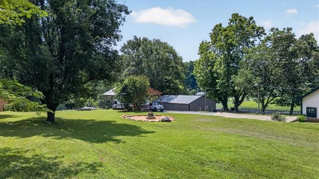 34 Bodie Road, Talking Rock, GA 30175