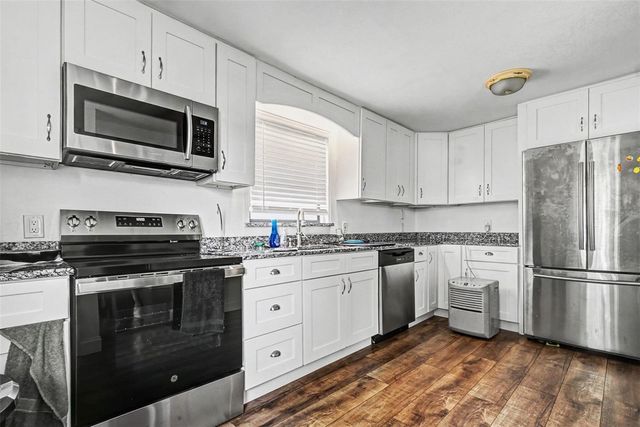 55316 CLAIRE STREET, Astor, FL 32102