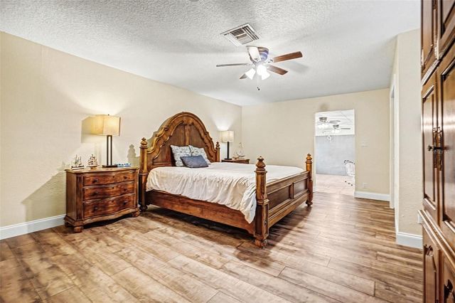 55316 CLAIRE STREET, Astor, FL 32102
