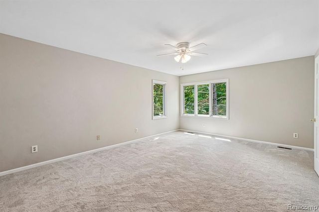 4523 Rivers Edge Drive, Troy, MI 48098